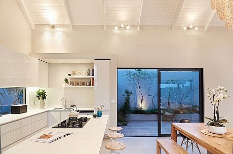 Dunkirk Residence by LevEco Architects