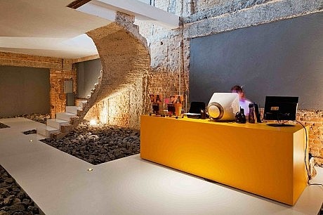 Casa Rex by FGMF Arquitetos