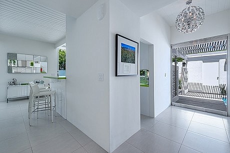 Las Palmas Residence