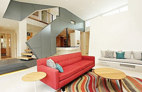 Houston Riverview Way by Tom Hurt Architecture