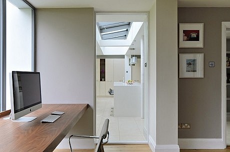 11RG Home by Moon Design + Build