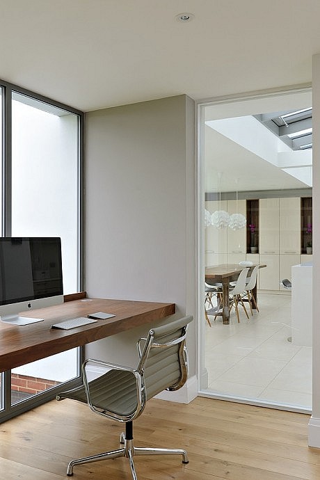 11RG Home by Moon Design + Build