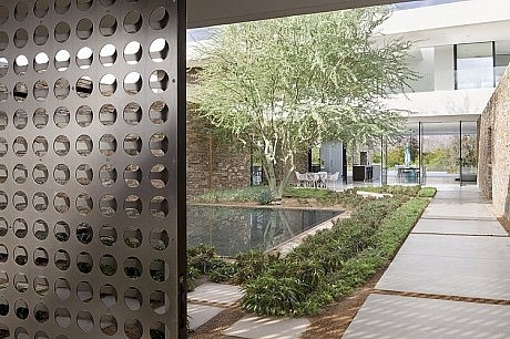 Madison Residence by XTEN Architecture