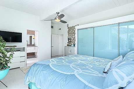 Las Palmas Residence