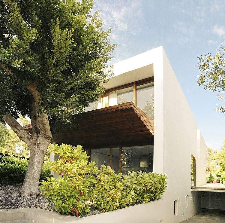Rocafort House by Ramon Esteve Studio