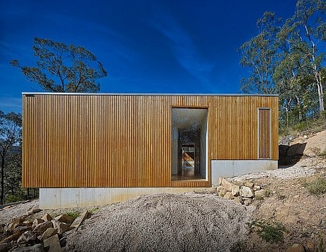 St Alban’s House by Rory Brooks Architects