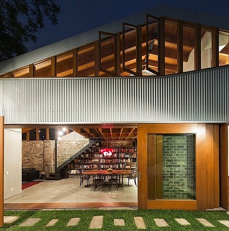 Cowshed Residence by Carterwilliamson Architects