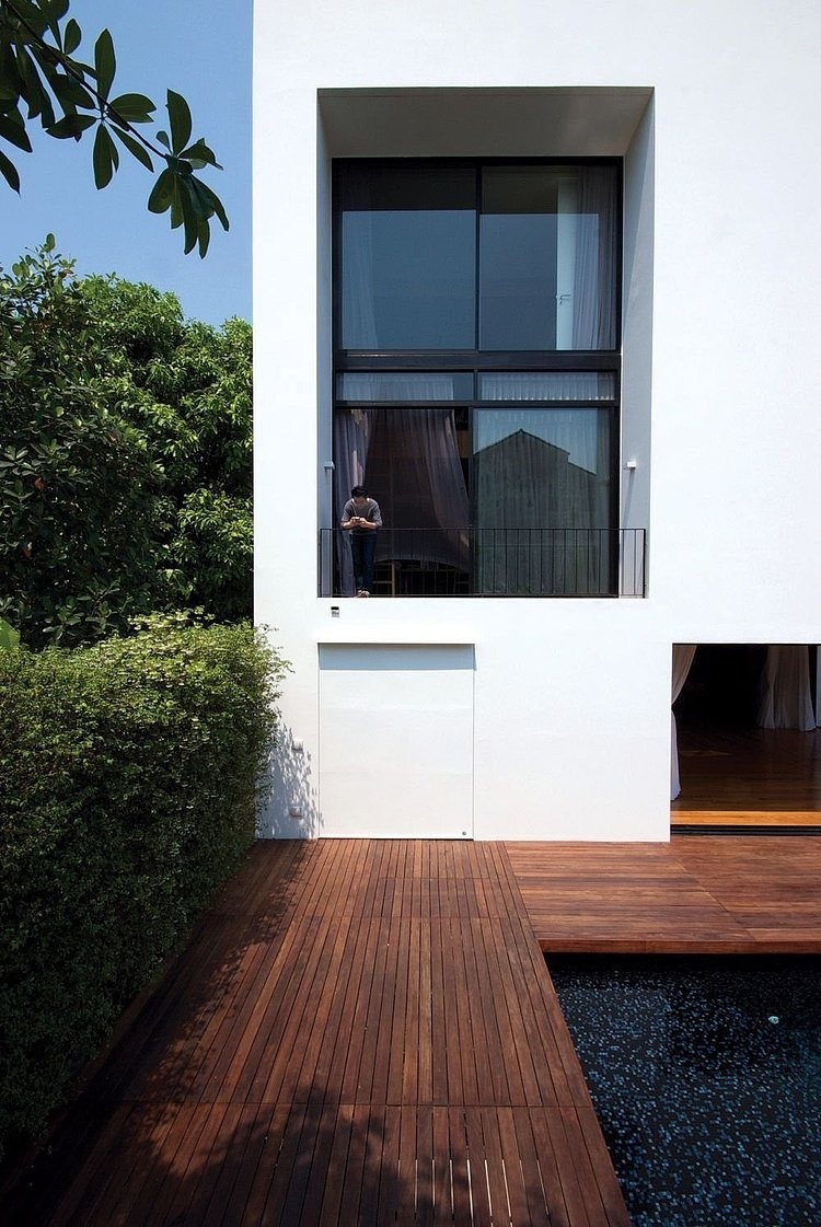 Baan Moom Residence by Integrated Field