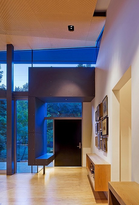 Ross Residence by Griffin Enright Architects