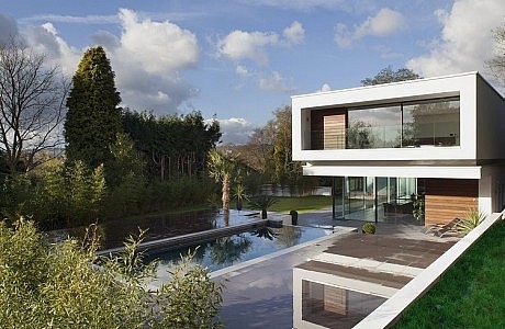White Lodge by Dyer Grimes Architects