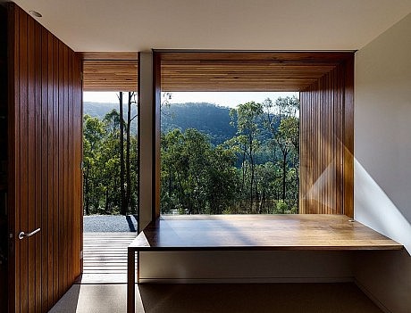 St Alban’s House by Rory Brooks Architects