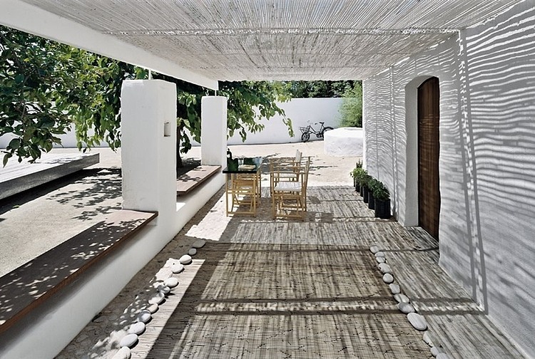 House for a Photographer II by OAB Carlos Ferrater