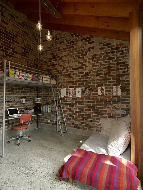 Cowshed Residence by Carterwilliamson Architects