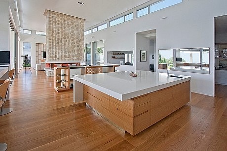 The Runway House by Ultraspace