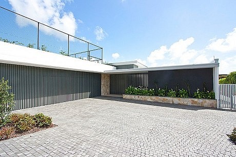 The Runway House by Ultraspace