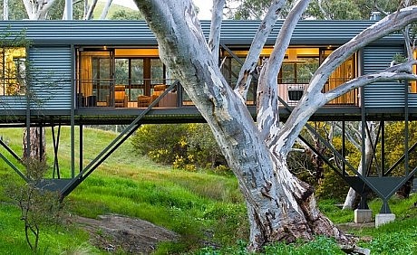 Bridge House by Max Pritchard