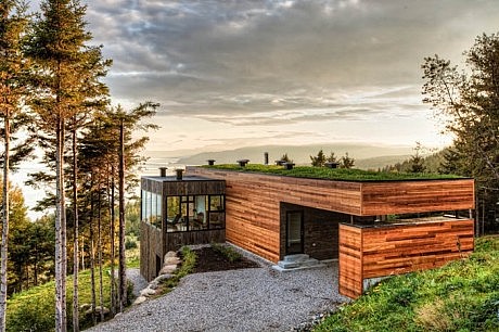 Malbaie V Residence by MU architecture