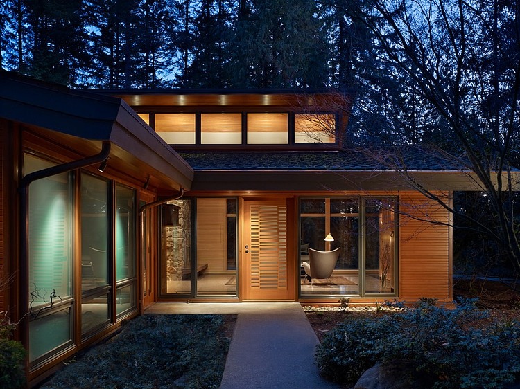 Northwest Contemporary Home by FINNE Architects