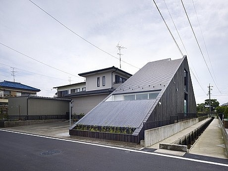 Ogaki House by Katsutoshi Sasaki + Associates