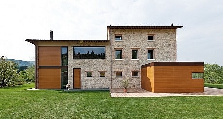 Private House by Caprioglio Associati Architects