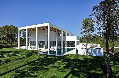 San Lorenzo House by de Blacam and Meagher Architects