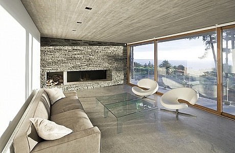 Casa Aguas Claras by Ramon Coz + Benjamin Ortiz