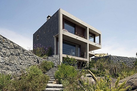 Casas 31 by Izquierdo Lehmann Arquitectos