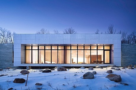 A House in the Woods by William Reue Architecture