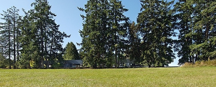 Linear House by Patkau Architects