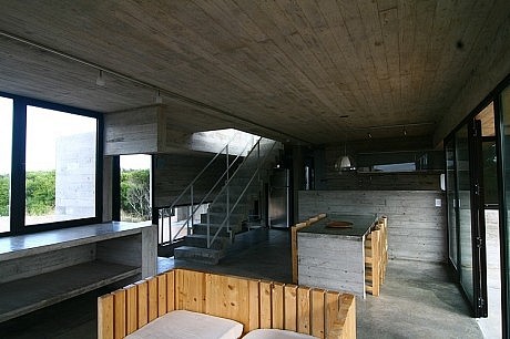 Casa en La Playa by BAK Arquitectos