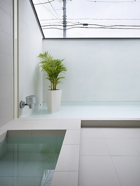 Ogaki House by Katsutoshi Sasaki + Associates