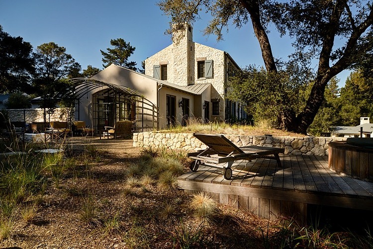 Woodside Estate by FGY Architects