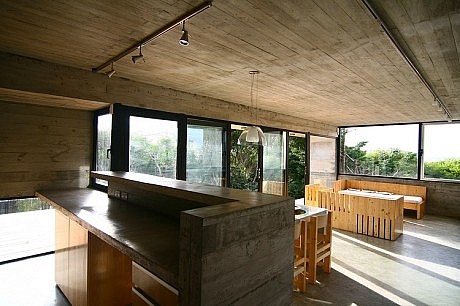 Casa en La Playa by BAK Arquitectos