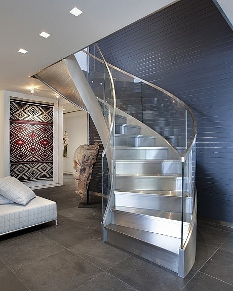 UN Plaza Apartment by ORA Studio