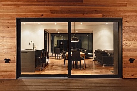 Malbaie V Residence by MU architecture