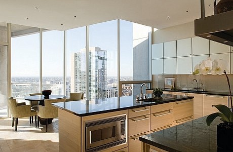 Gold Coast Penthouse by Gary Lee Partners