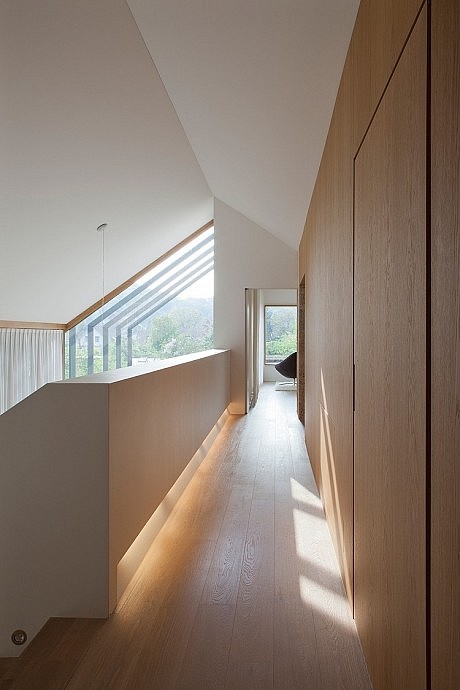 Kirchplatz Office + Residence by Oppenheim Architecture