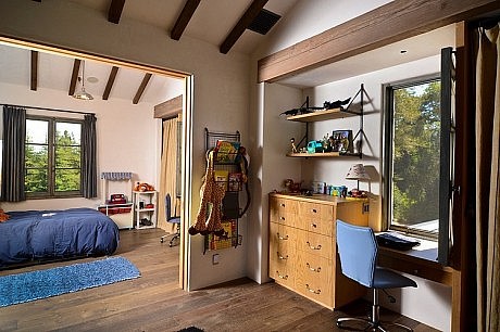 Woodside Estate by FGY Architects