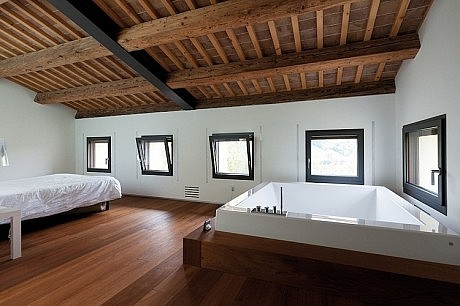 Private House by Caprioglio Associati Architects