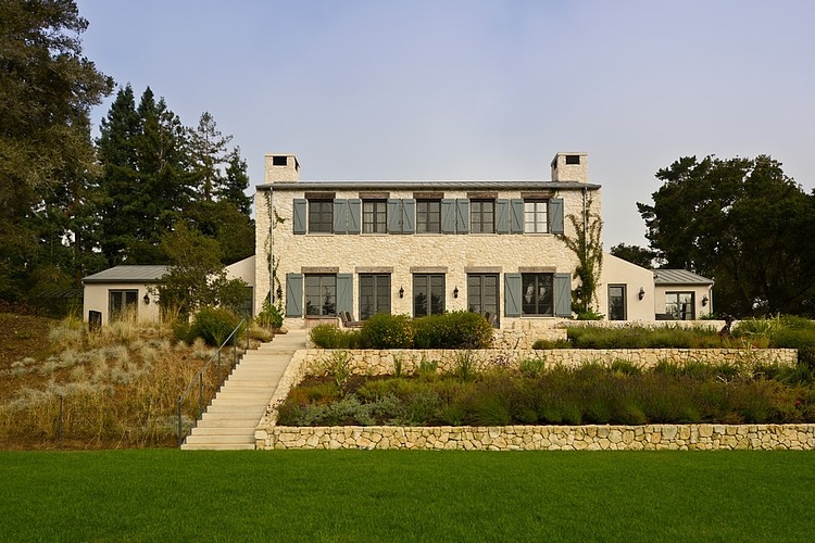 Woodside Estate by FGY Architects