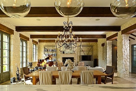 Woodside Estate by FGY Architects