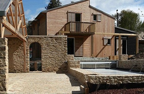 A Bioclimatic House by a.typique Patrice Bideau – Auray