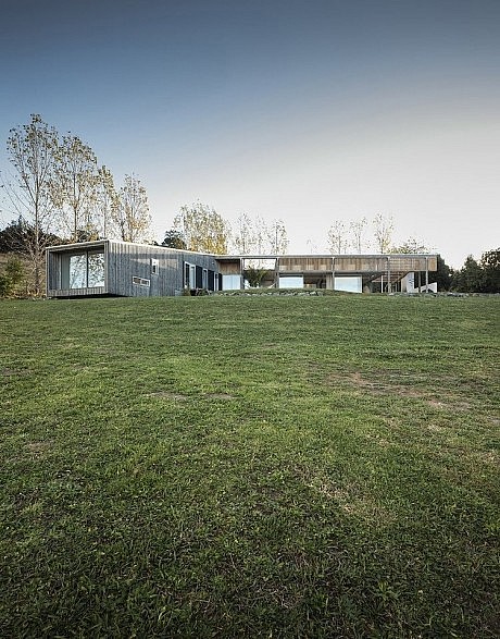 Brick Bay House by Glamuzina Paterson Architects