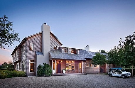 Hamptons Barn by John Hummel & Associates