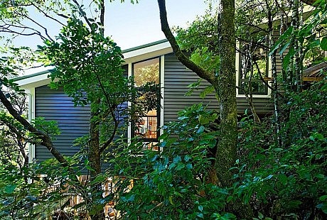 House Addition by Paul Rolfe Architects