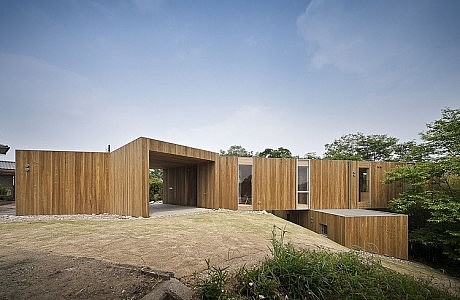 +node by UID Architects & Associates