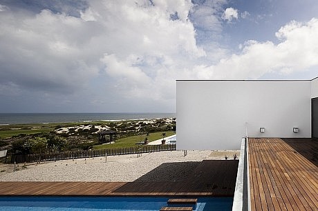 Casa PDR 385 by Fra G Ment Os