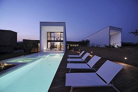 Civita Castellana Home by Romano Adolini Architetto