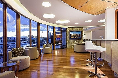 Central Beach House by Mark Gacesa