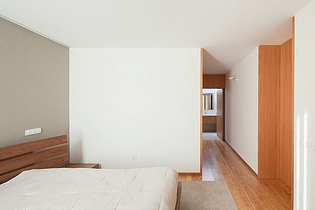 Casa de Mosteiro by Arquitectos Matos